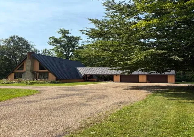 Photo 3 of Single family home for sale at 5560 Township Rd 14, Mount Gilead, OH 43338 | MLS# 226026286 | Listing updated on 2026-10-03