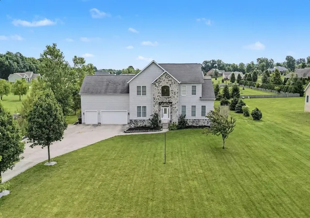 2nd image of 5866 Lithopolis Winchester Rd, Canal Winchester, OH 43110 | MLS# 226024162