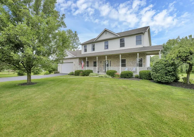 Homes for sale in Pataskala, OH | 48 Melissa Ct, Pataskala, OH 43062 | MLS# 226024750