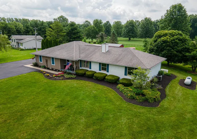 Homes for sale in Centerburg, OH | 3084 Columbus Rd, Centerburg, OH 43011 | MLS# 226024136