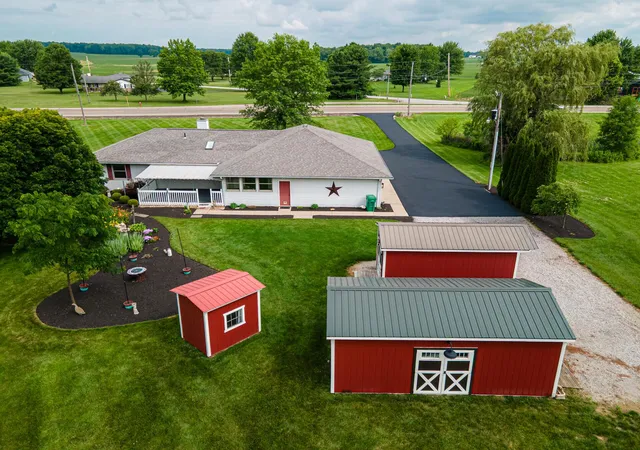 Homes for sale in Centerburg, OH | 3084 Columbus Rd, Centerburg, OH 43011 | MLS# 226024136