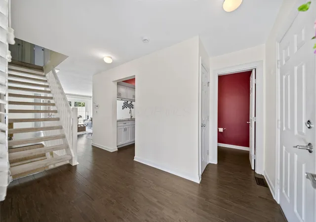 4th image of 2511 Hyacinth Ln, Columbus, OH 43235