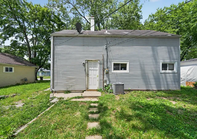 31st image of 2418 Century Dr, Columbus, OH 43211 | MLS# 226024559