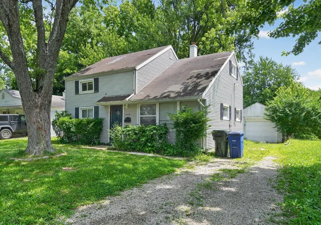 3rd image of 2418 Century Dr, Columbus, OH 43211 | MLS# 226024559