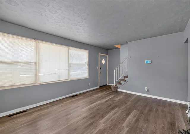5th image of 2418 Century Dr, Columbus, OH 43211 | MLS# 226024559
