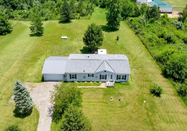 Homes for sale in Mount Gilead, OH | 4625 County Rd 98, Mount Gilead, OH 43338 | MLS# 226025068