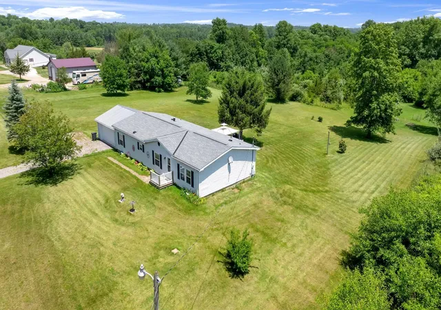 Homes for sale in Mount Gilead, OH | 4625 County Rd 98, Mount Gilead, OH 43338 | MLS# 226025068