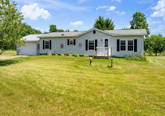 Homes for sale in Mount Gilead, OH | 4625 County Rd 98, Mount Gilead, OH 43338 | MLS# 226025068
