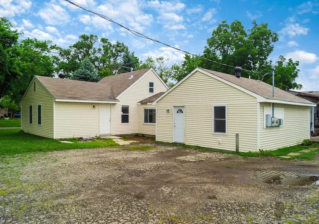 Homes for sale in Grove City, OH | 2476 Broadway, Grove City, OH 43123 | MLS# 226024412