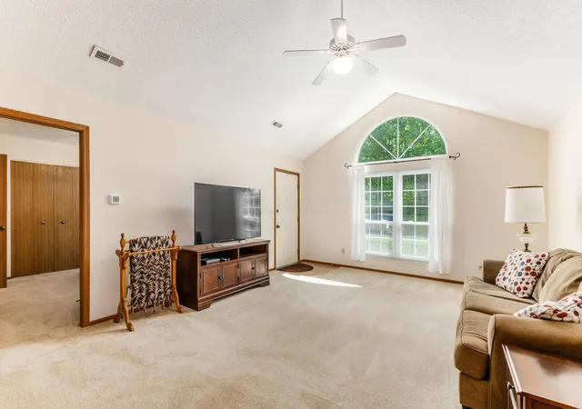 Homes for sale in Westerville, OH | 5005 Blendon Pond Dr, Westerville, OH 43081 | MLS# 226024582