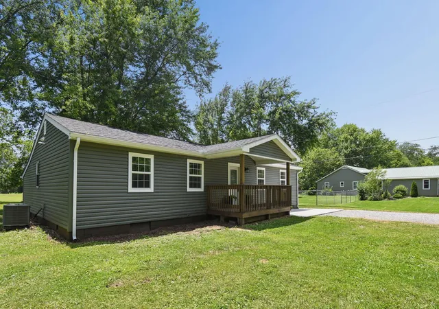 Homes for sale in Chillicothe, OH | 8 Brown Ave, Chillicothe, OH 45601 | MLS# 226024178