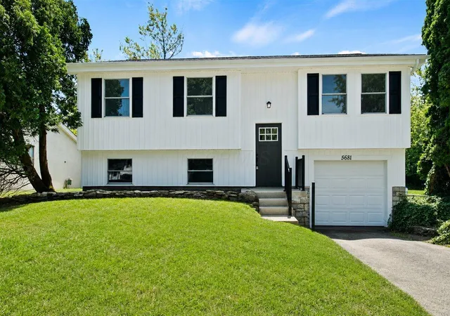 Homes for sale in Hilliard, OH | 5681 Andrea Ln, Hilliard, OH 43026 | MLS# 226024440