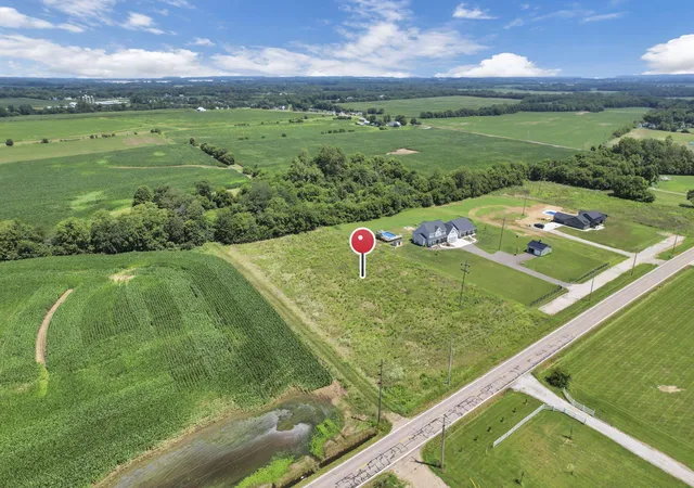 Homes for sale in Ashville, OH | 4740 State Route 316 W, Ashville, OH 43103 | MLS# 226024184