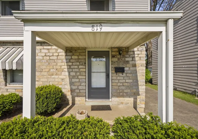 4th image of 819 Binns Blvd, Columbus, OH 43204 | MLS# 226025112