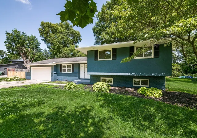 Photo 2 of Single family home for sale at 1344 Yorktown Rd, Columbus, OH 43232 | MLS# 226024222 | Listing updated on 2026-07-28