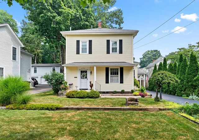 Photo 1 of Single family home for sale at 230 E College St, Granville, OH 43023 | MLS# 226024312 | Listing updated on 2026-09-07