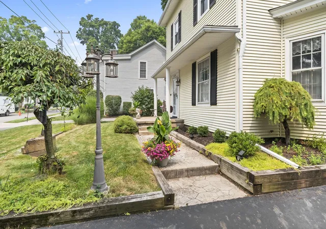 Photo 3 of Single family home for sale at 230 E College St, Granville, OH 43023 | MLS# 226024312 | Listing updated on 2026-09-07