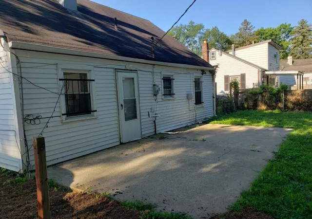 Photo 3 of Single family home for sale at 2324 Agler Rd, Columbus, OH 43224 | MLS# 226024219 | Listing updated on 2026-09-12