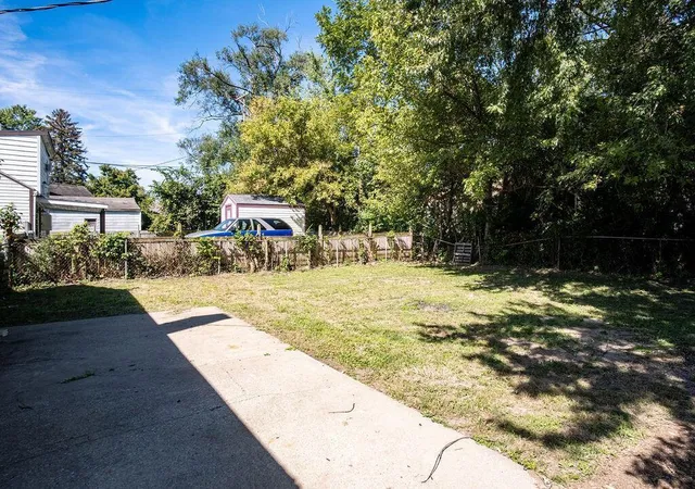 Photo 3 of Single family home for sale at 2324 Agler Rd, Columbus, OH 43224 | MLS# 226024219 | Listing updated on 2026-09-12
