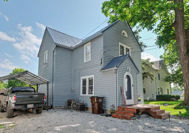 Photo 2 of Single family home for sale at 423 Erie St, Galion, OH 44833 | MLS# 226024324 | Listing updated on 2026-09-09