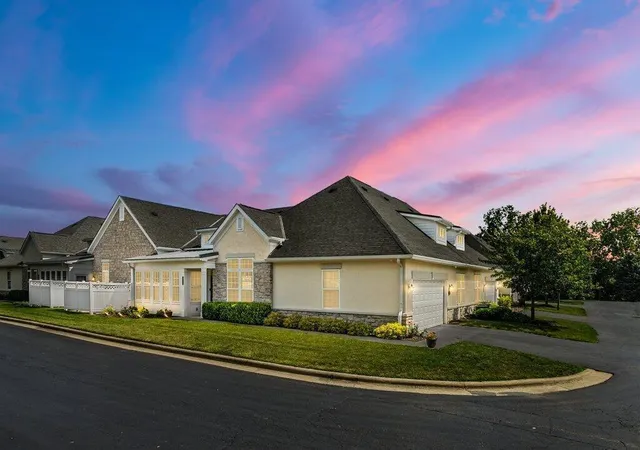 Photo 2 of Condo for sale at 2674 Scioto Sta Dr, Columbus, OH 43204 | MLS# 226024344 | Listing updated on 2026-09-14