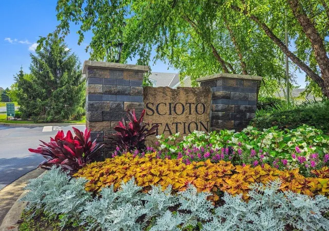 Photo 2 of Condo for sale at 2674 Scioto Sta Dr, Columbus, OH 43204 | MLS# 226024344 | Listing updated on 2026-09-14