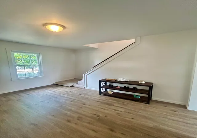 Homes for sale in Cincinnati, OH | 4286 Ebenezer Rd, Cincinnati, OH 45248 | MLS# 226024254