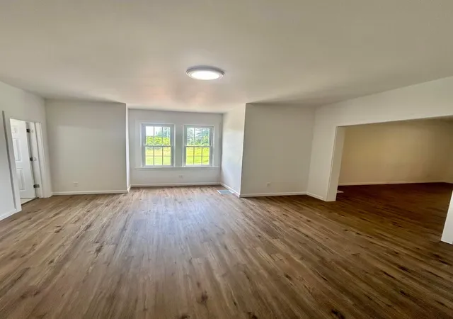 Homes for sale in Cincinnati, OH | 4286 Ebenezer Rd, Cincinnati, OH 45248 | MLS# 226024254