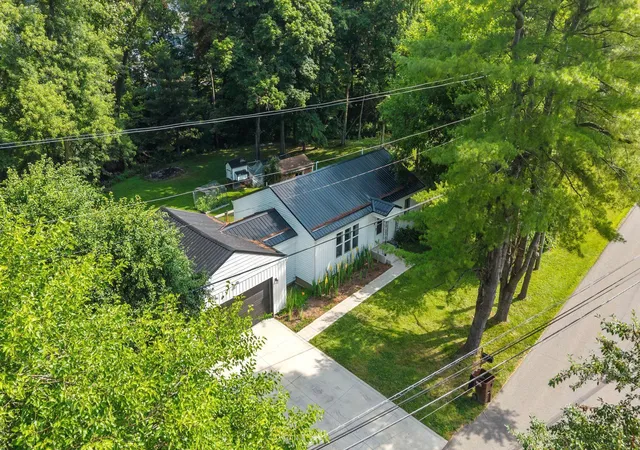 Photo 1 of Single family home for sale at 500 Kelley Ln, Newark, OH 43055 | MLS# 226024474 | Listing updated on 2026-10-07