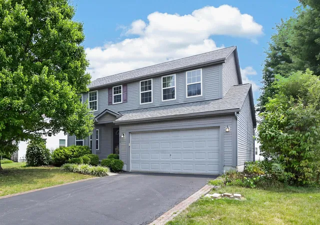3rd image of 2710 Prairie Grass Dr, Lancaster, OH 43130 | MLS# 226027793