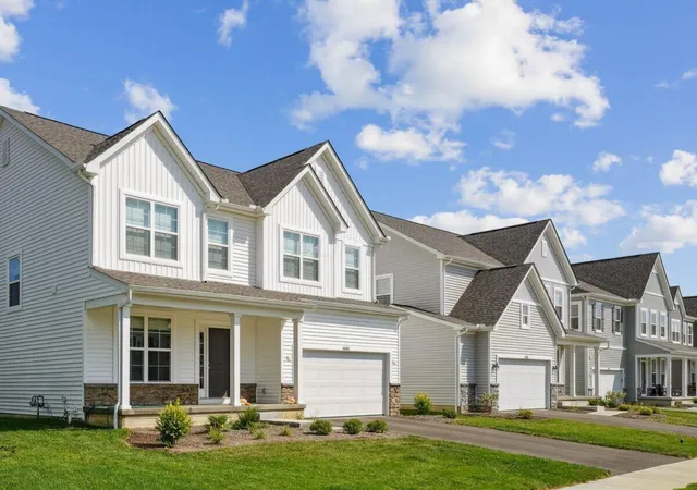 Homes for sale in Reynoldsburg, OH | 8040 Griffin Dr, Reynoldsburg, OH 43068 | MLS# 226024301