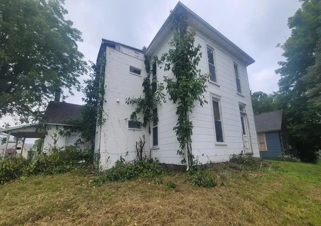 Photo 3 of Sale Pending at 120 N East St, New Holland, OH 43145 | MLS# 226024496 | Listing updated on 2026-09-04