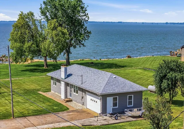 Homes for sale in Port Clinton, OH | 1982 Fulton St, Port Clinton, OH 43452 | MLS# 226024426