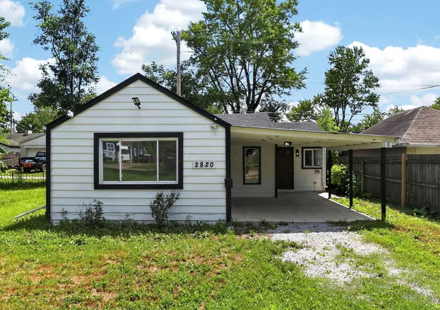1st image of 2820 Hiawatha St, Columbus, OH 43211 | MLS# 226024815