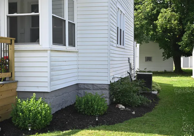 Homes for sale in Newark, OH | 245 Cambria St, Newark, OH 43055 | MLS# 226024326