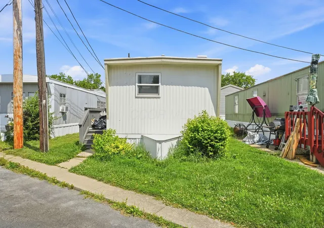 Homes for sale in Grove City, OH | 2500 Harrisburg Pike #28, Grove City, OH 43123 | MLS# 226024820