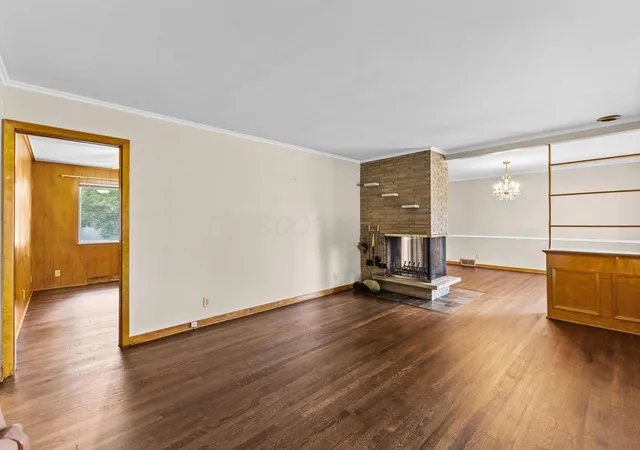 Photo 2 of Single family home for sale at 1470 Cottingham Ct E, Columbus, OH 43209 | MLS# 226024435 | Listing updated on 2026-09-13