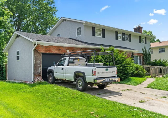 Photo 2 of Single family home for sale at 1394 Yorktown Rd, Columbus, OH 43232 | MLS# 226024977 | Listing updated on 2026-09-13
