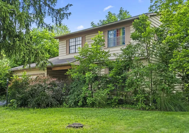 4th image of 4958 Shadycrest Rd, Columbus, OH 43229 | MLS# 226024978