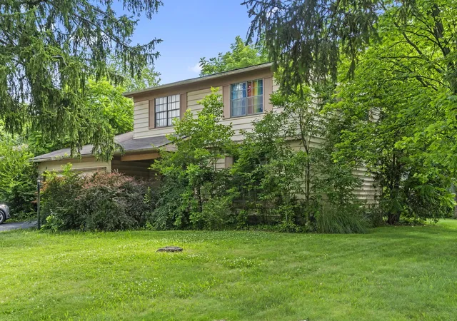 5th image of 4958 Shadycrest Rd, Columbus, OH 43229 | MLS# 226024978