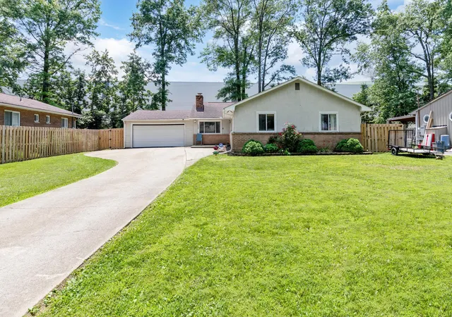 Homes for sale in Reynoldsburg, OH | 117 Charward Rd Sw, Reynoldsburg, OH 43068 | MLS# 226024649