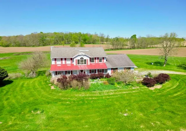 Homes for sale in Gambier, OH | 8381 Horn Rd, Gambier, OH 43022 | MLS# 226024404