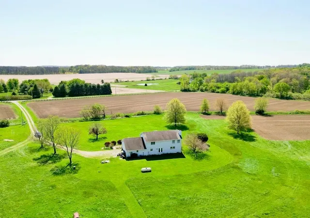 Homes for sale in Gambier, OH | 8381 Horn Rd, Gambier, OH 43022 | MLS# 226024404