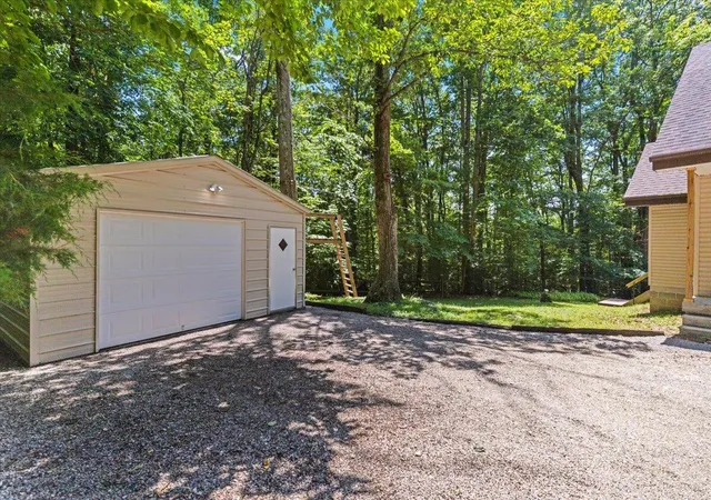 Homes for sale in Rockbridge, OH | 18862 Indigo Ln, Rockbridge, OH 43149 | MLS# 226024454
