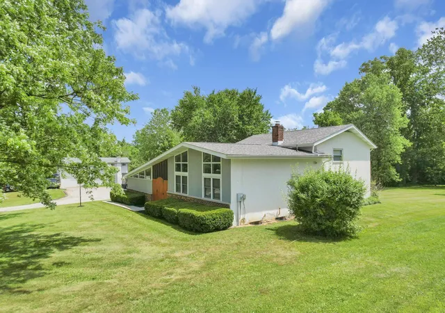 Homes for sale in Alexandria, OH | 3572 Hazelton Etna Rd, Alexandria, OH 43001 | MLS# 226024433