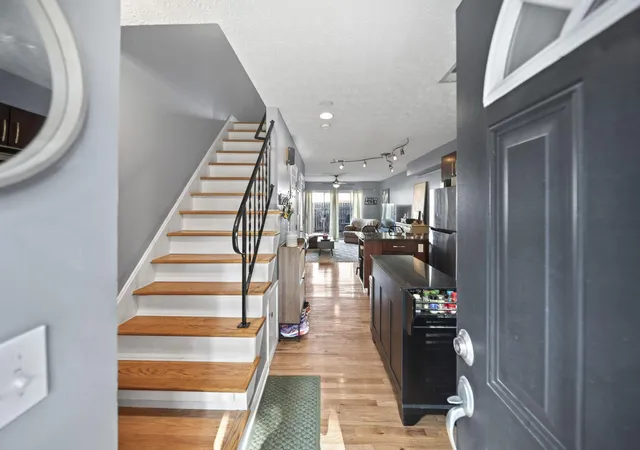 4th image of 835 Mcclain Rd, Columbus, OH 43212 | MLS# 226024704