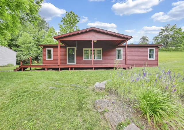 Homes for sale in Bremen, OH | 4390 Van Horn Rd Sw, Bremen, OH 43107 | MLS# 226024449