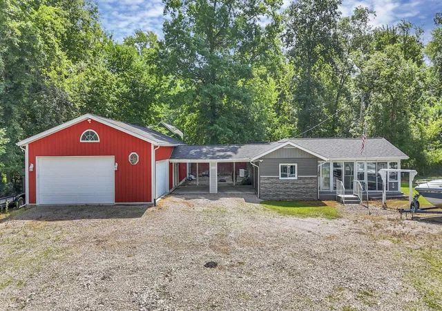 Homes for sale in Thornville, OH | 13426 Cedar Rd Ne, Thornville, OH 43076 | MLS# 226024635