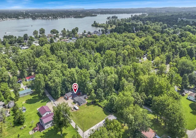 Homes for sale in Thornville, OH | 13426 Cedar Rd Ne, Thornville, OH 43076 | MLS# 226024635