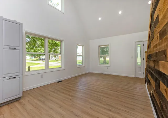 5th image of 107 E 2Nd, Hebron, OH 43025 | MLS# 226024678